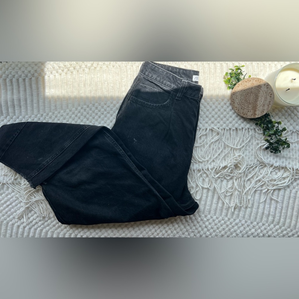 ZARA HIGH WAIST MOM JEAN SIZE 4